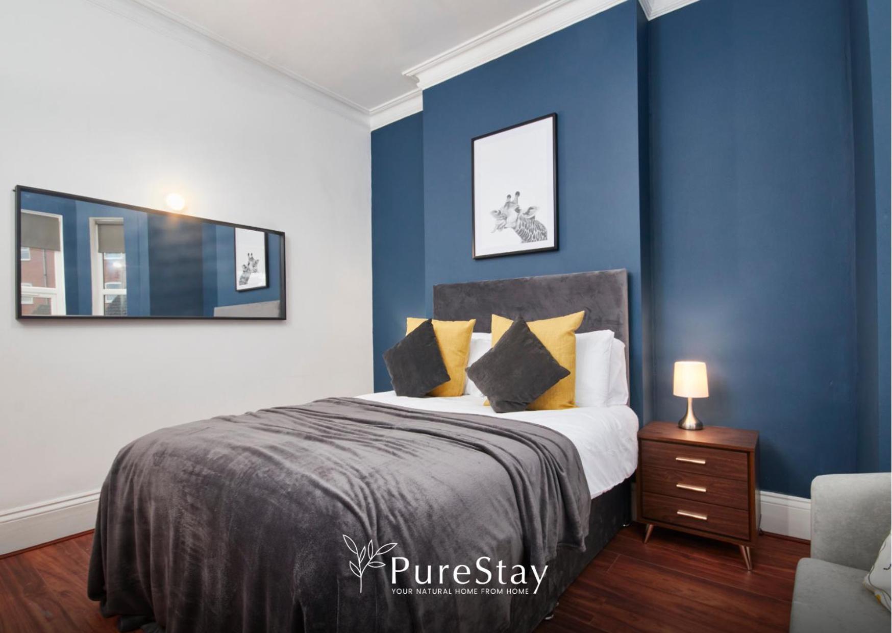 5 Bed House In Leamington Spa Perfect For Contractors With 7 Beds By Purestay - 14 Night Min! Eksteriør bilde